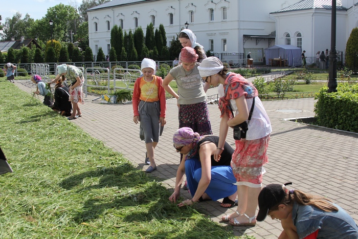 7-Подготовка праздничной дорожки.JPG